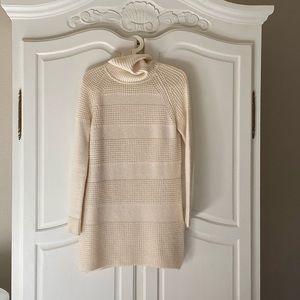 Intermix Exclusive Textured Turtleneck Tunic Off White Wool Size P